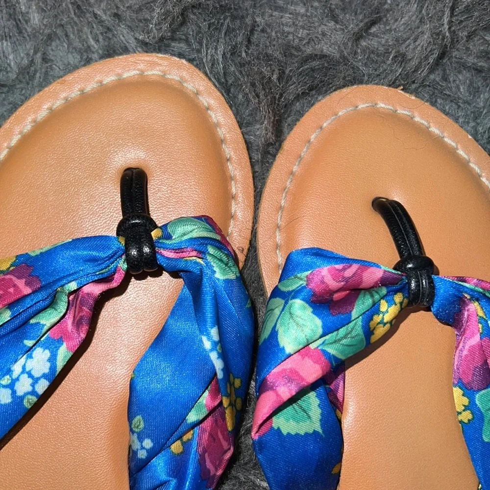 Girls flip flops , sandals, Matilda Jane Clothing brand, size 11.5
